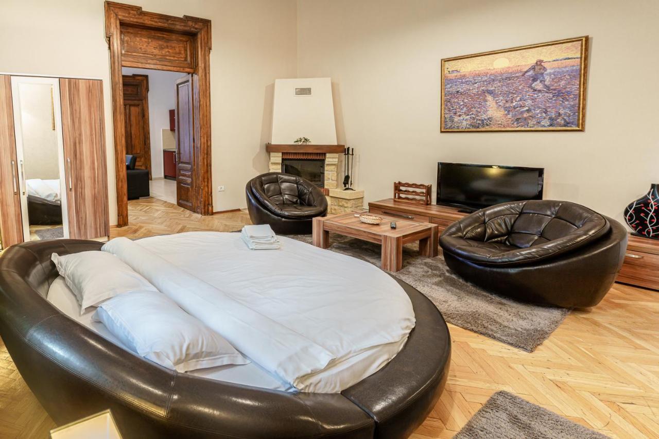 Select City Center Apartments ブラショフ エクステリア 写真